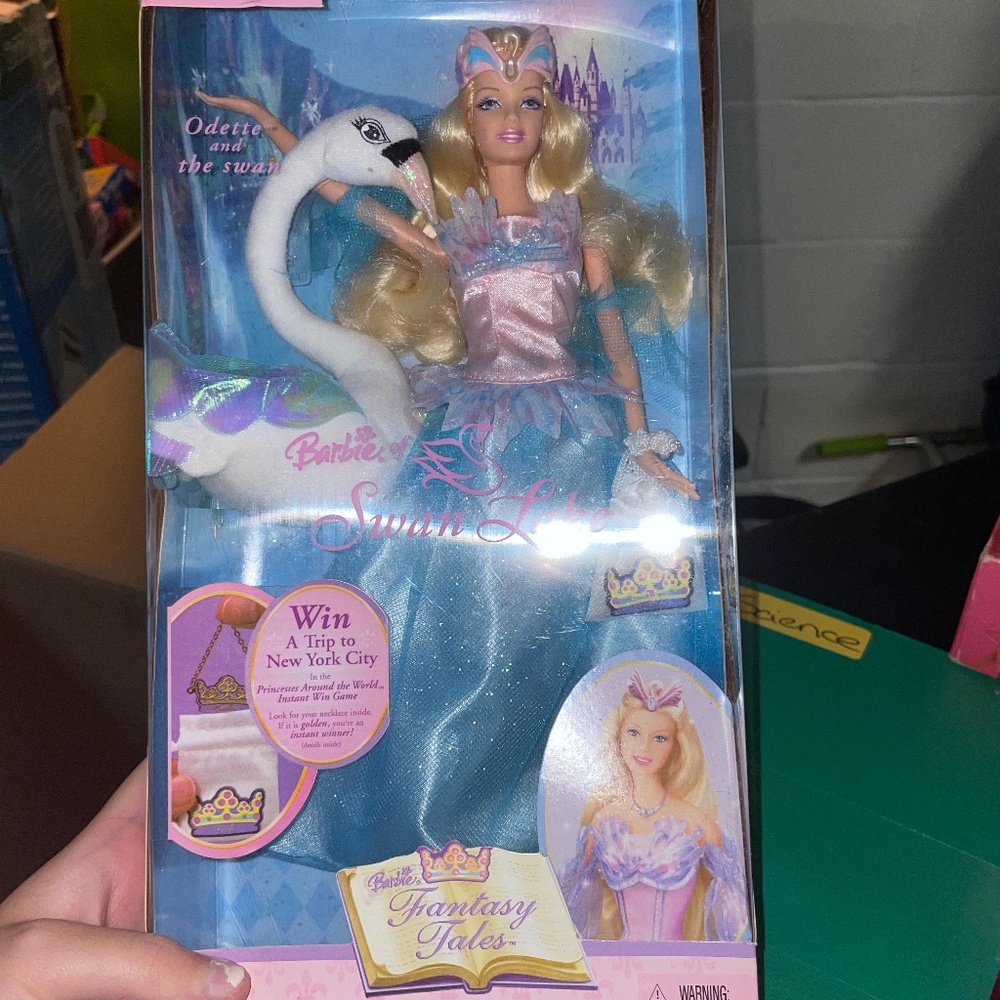 Barbie Fantasy Tales Odette and the swan